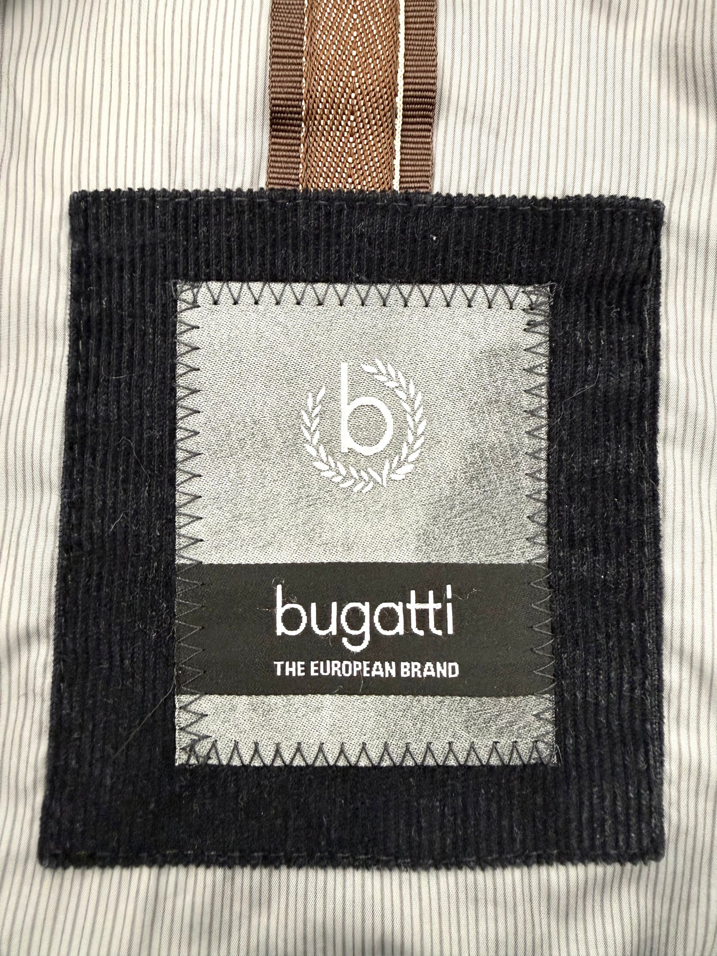 Cazadora Bugatti (L)