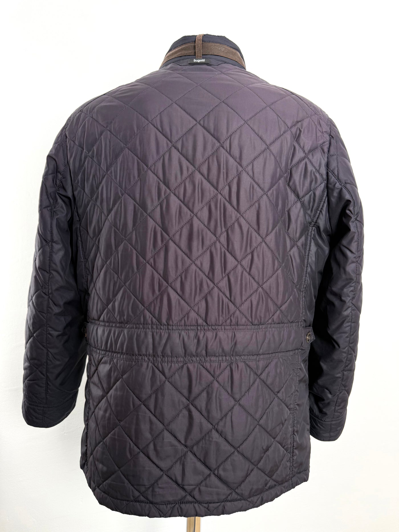 Cazadora Bugatti (L)