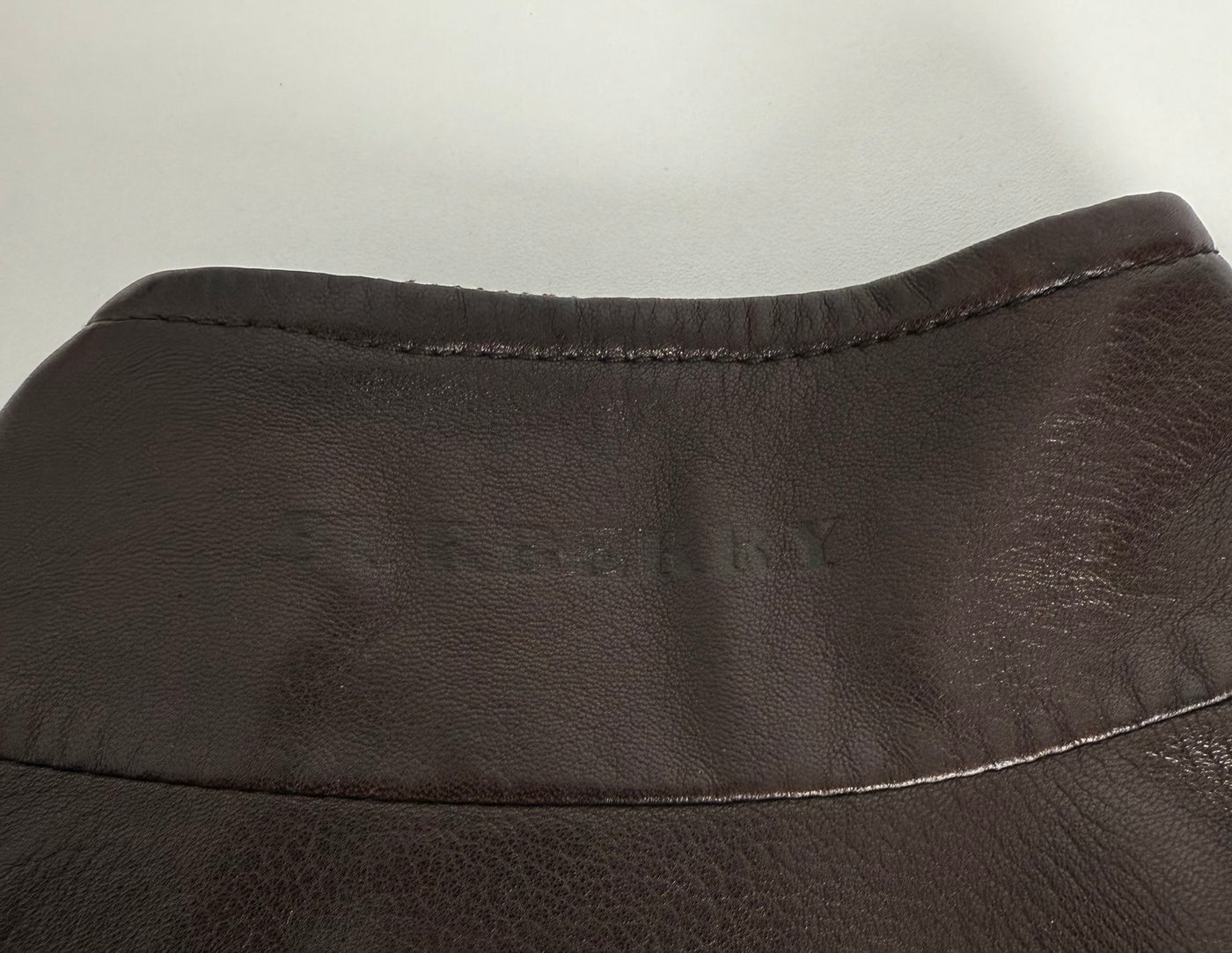 Abrigo de piel Burberry (XL)