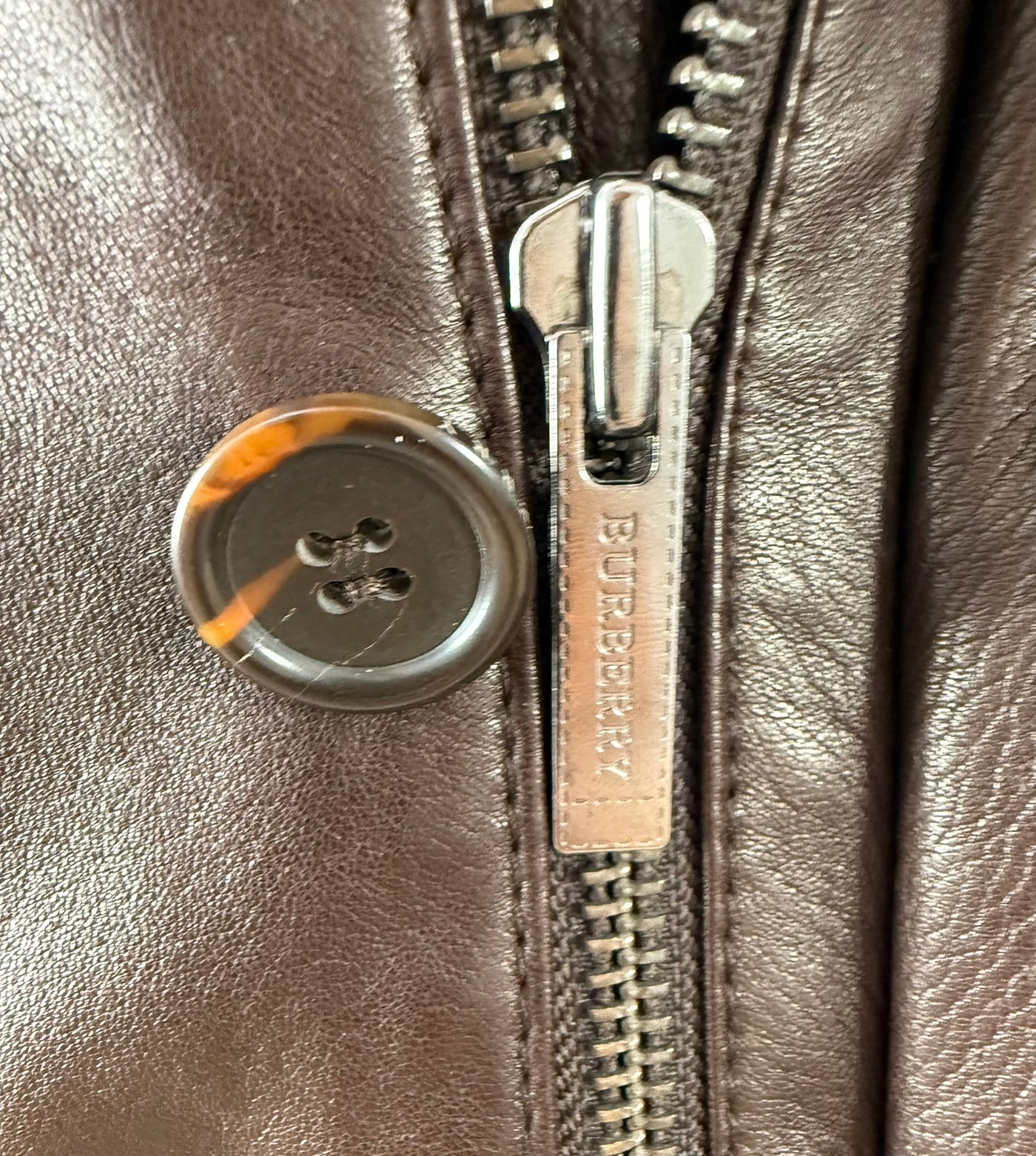 Abrigo de piel Burberry (XL)