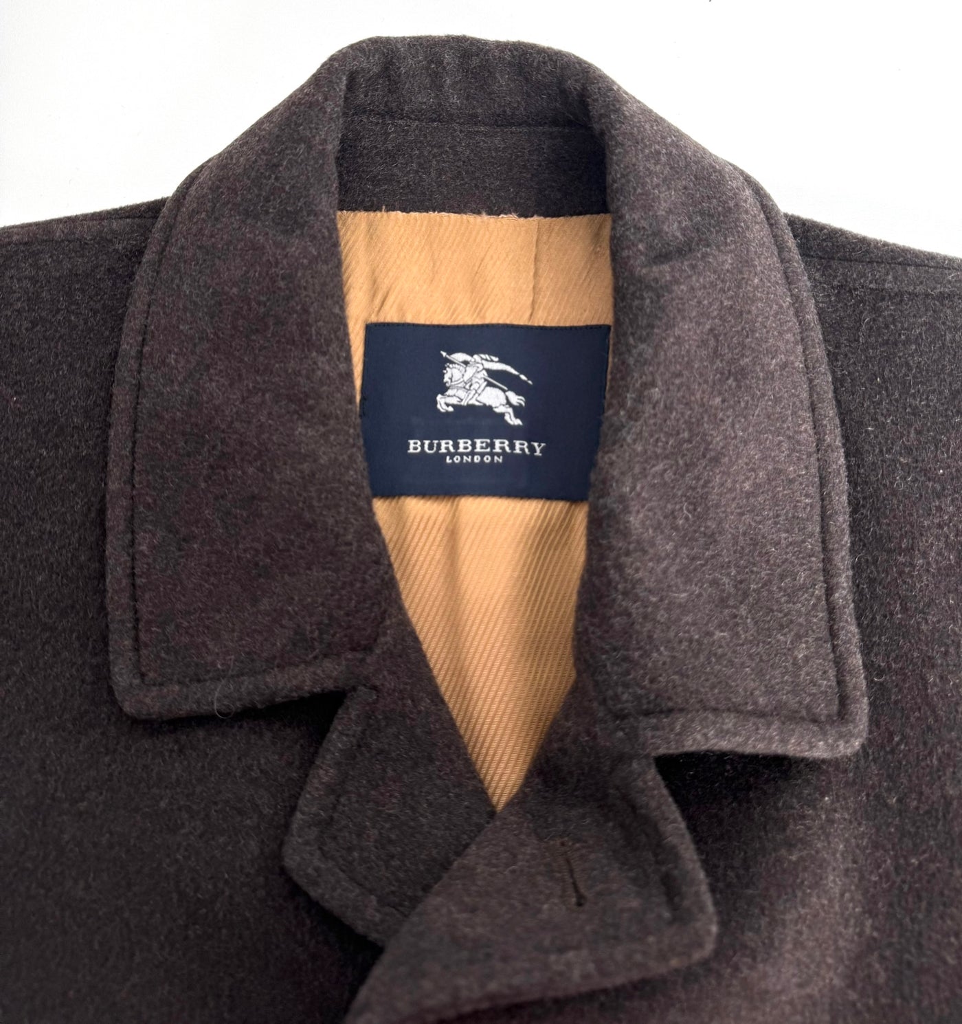 Abrigo Burberry (L)