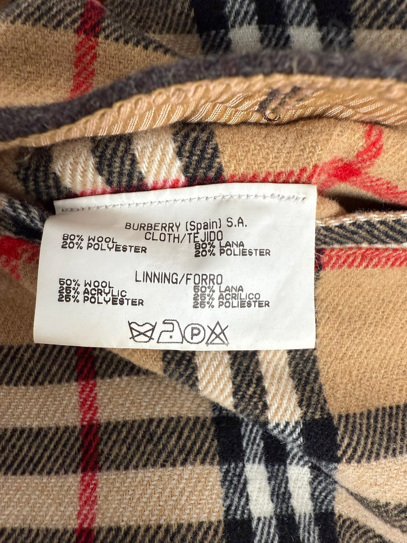 Abrigo Burberry (L)