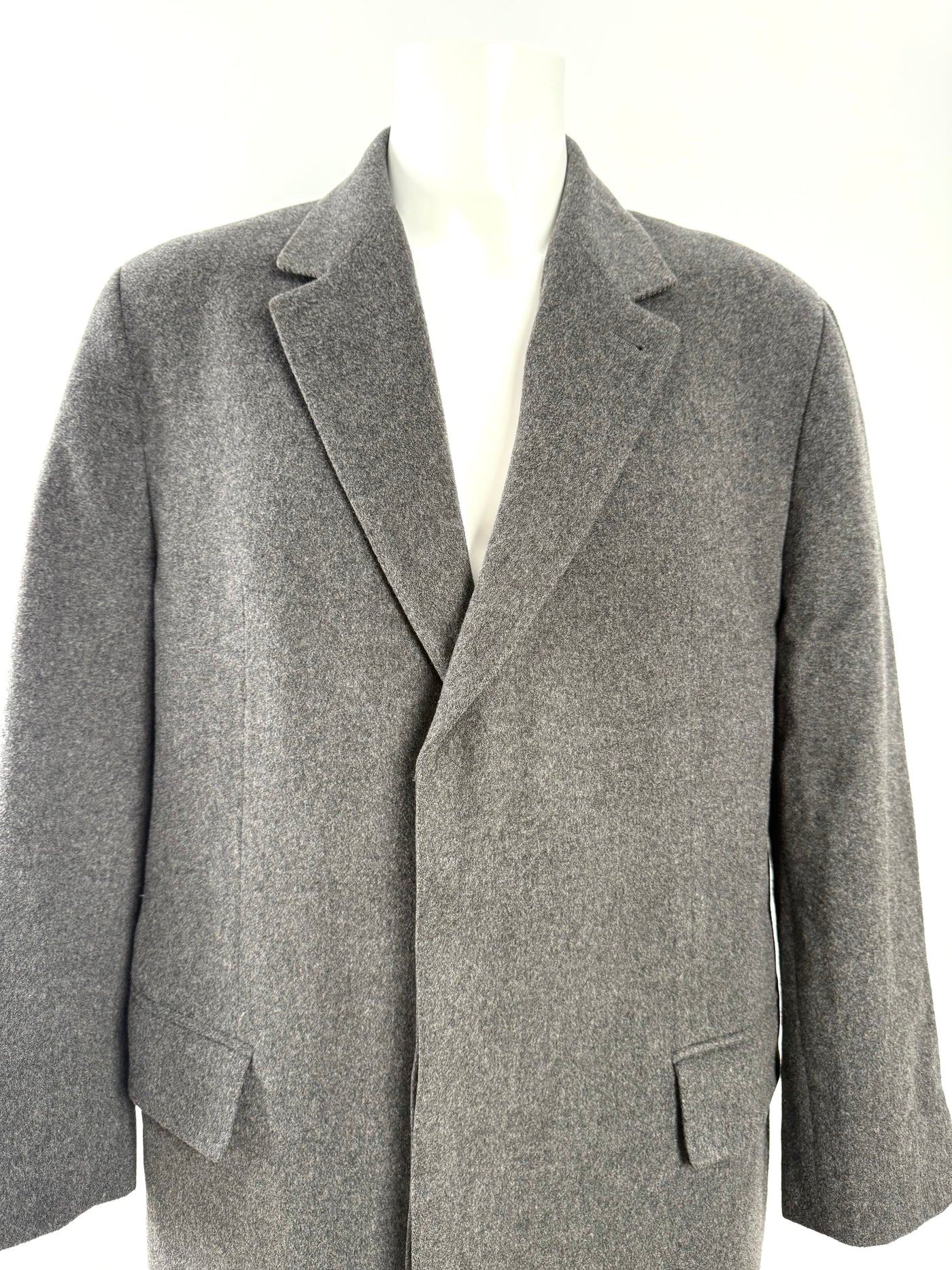 Abrigo Hugo Boss (XL)