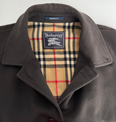 Abrigo Burberry (XL)