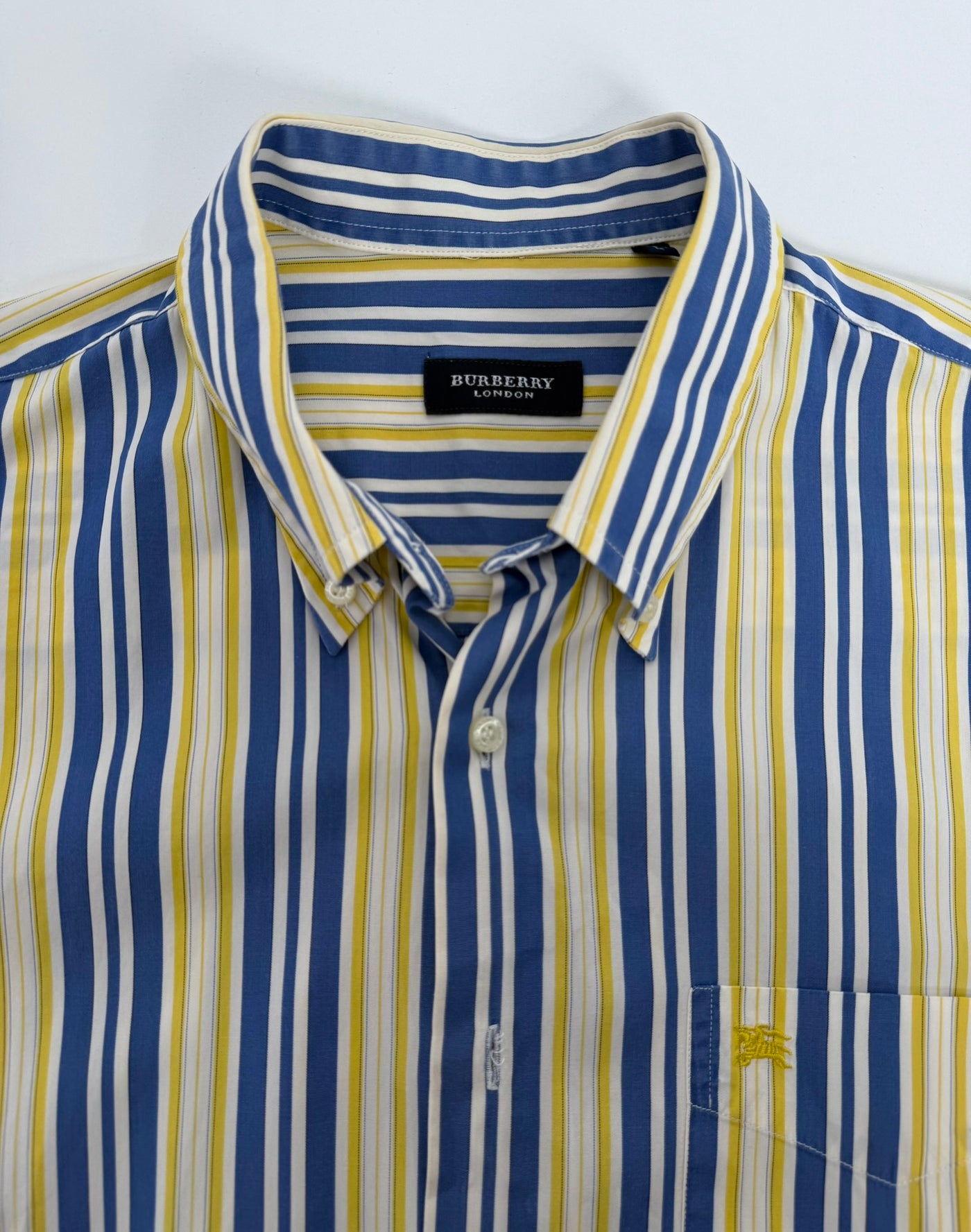 Camisa Burberry (L)