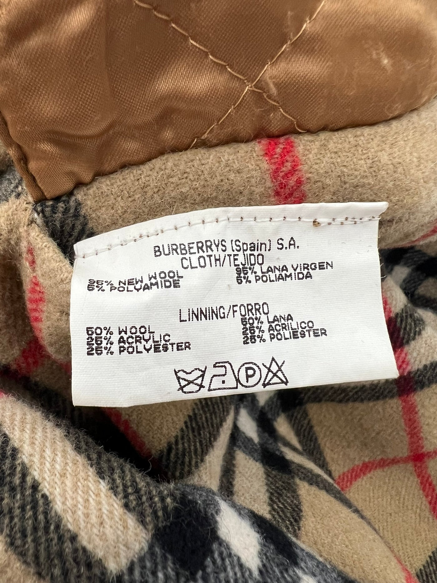 Abrigo Burberry (XL)