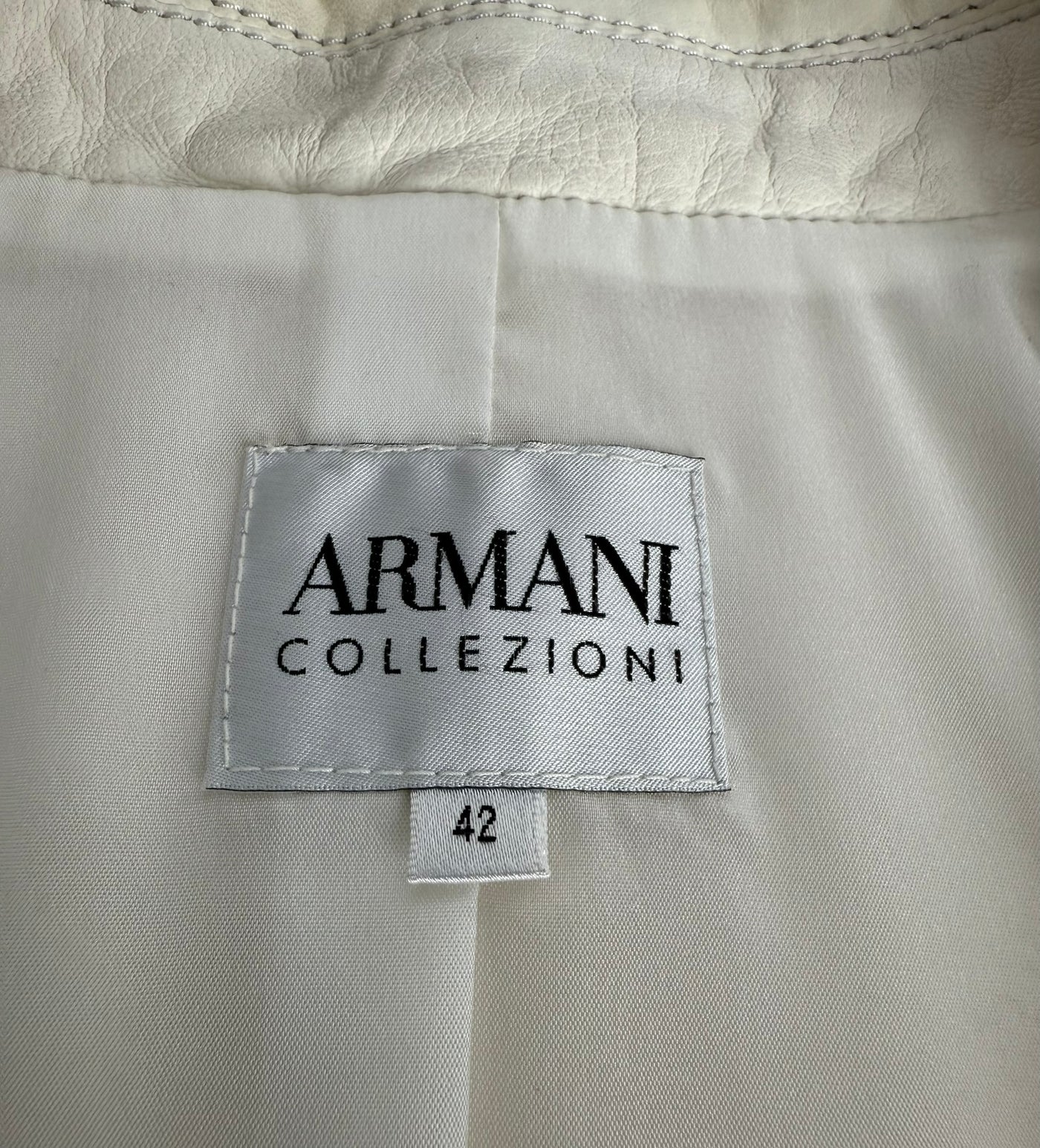 Cazadora de piel Armani (S)