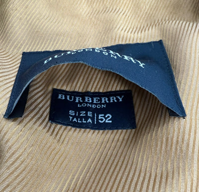 Abrigo Burberry (L)