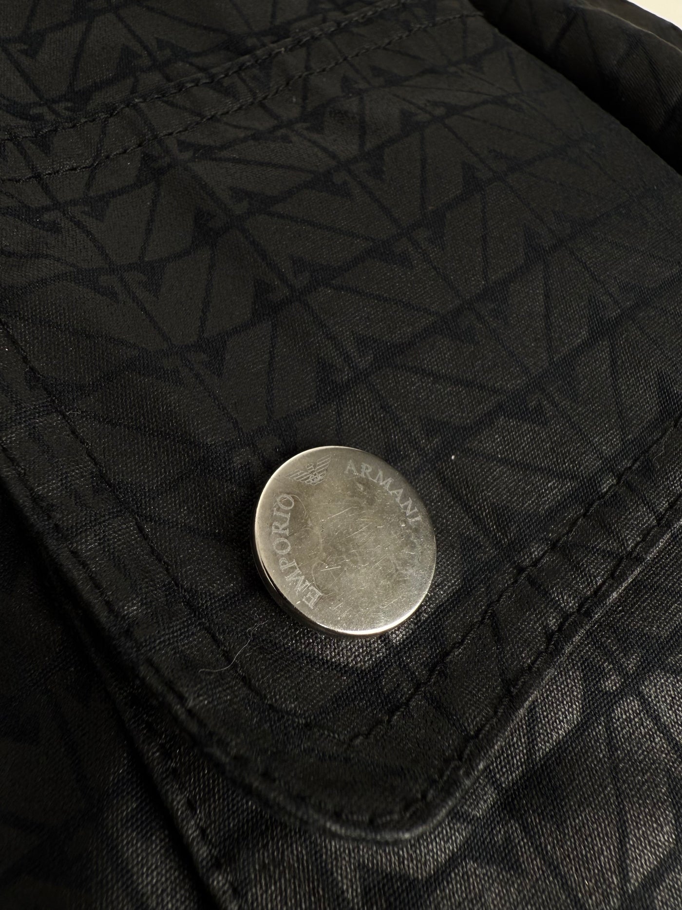 Abrigo Armani (L)
