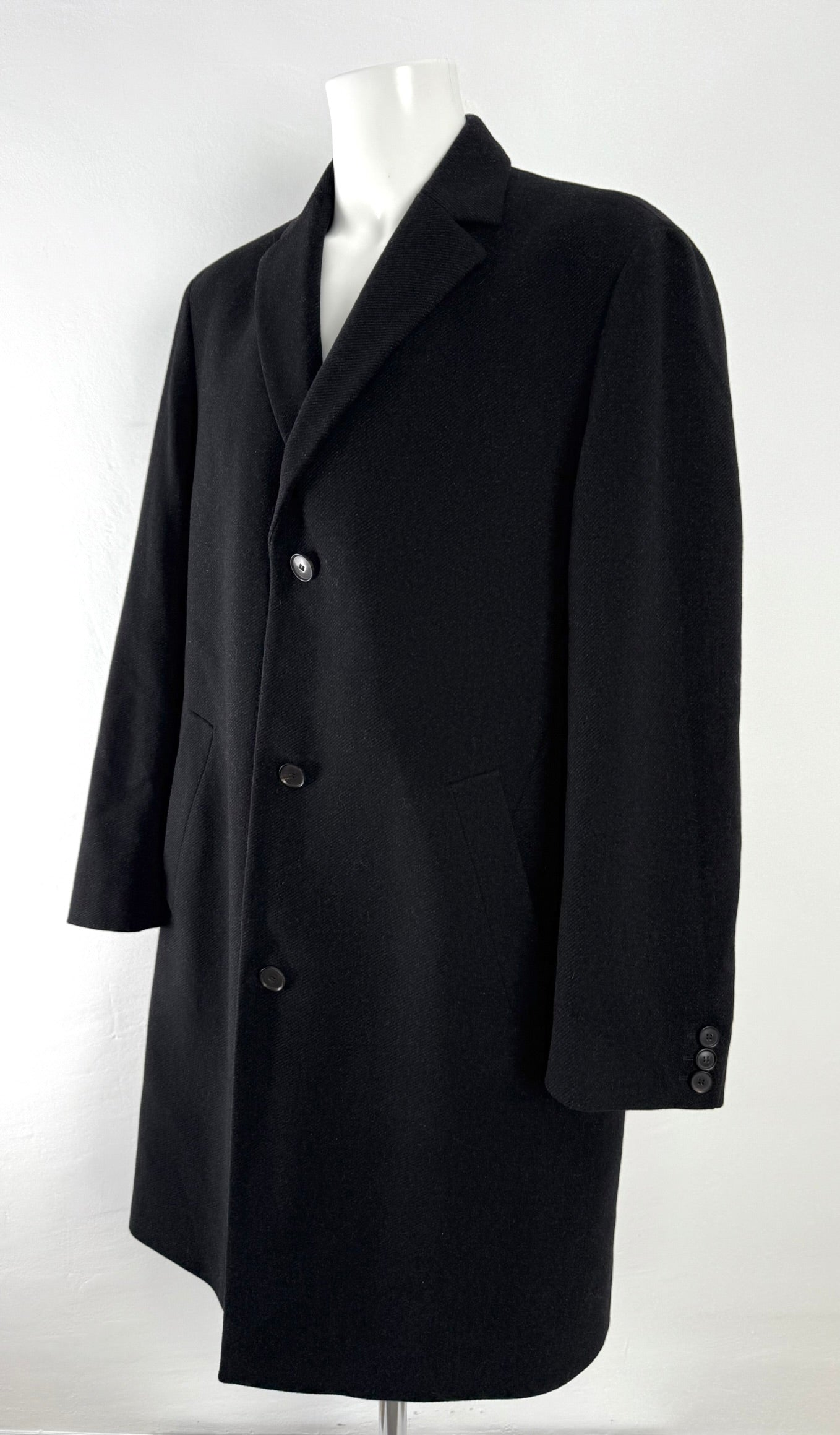 Abrigo Hugo Boss (XL)