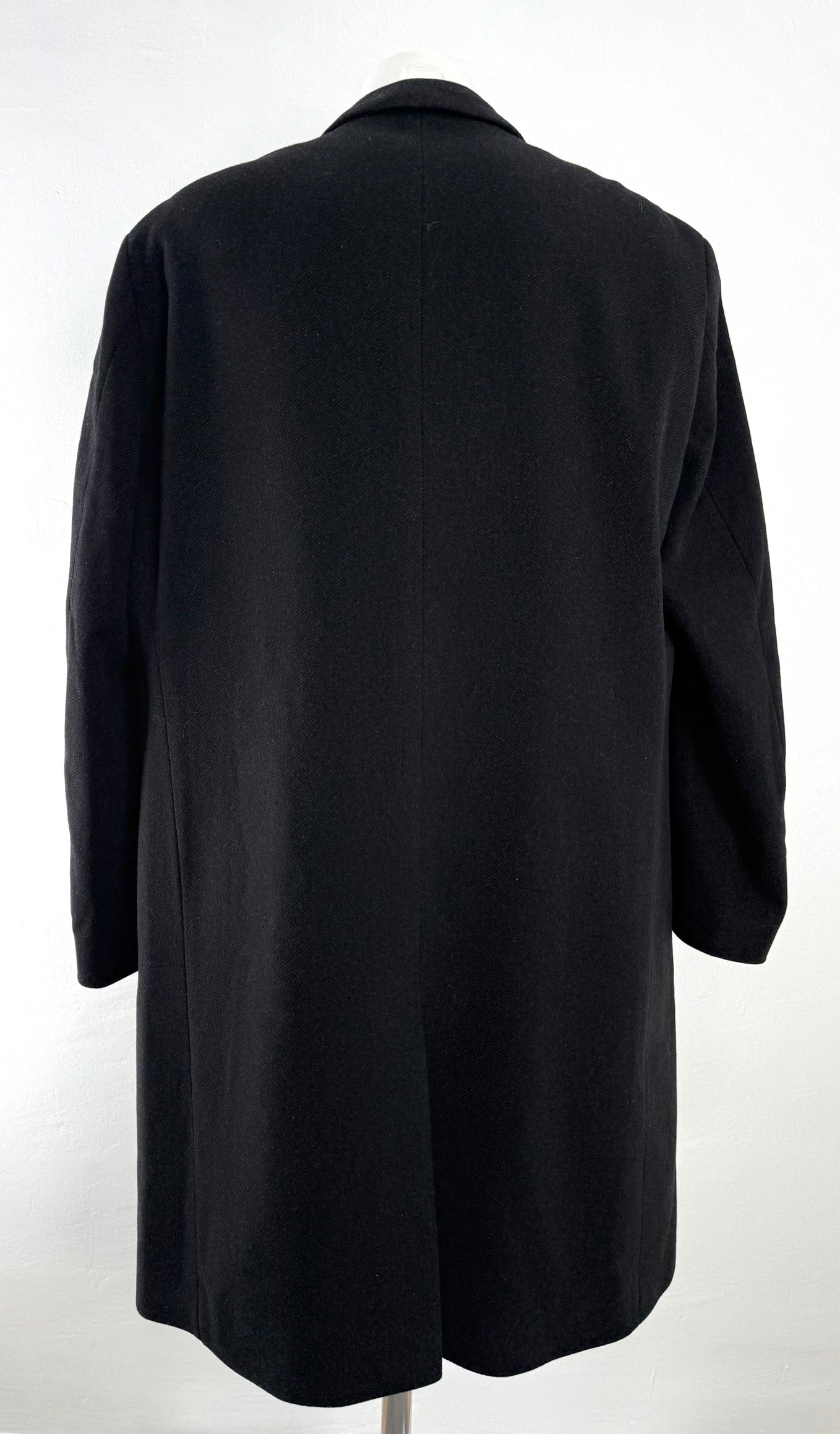 Abrigo Hugo Boss (XL)