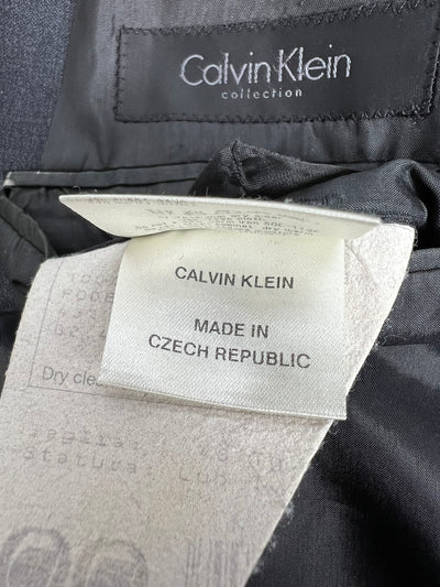 Traje completo Calvin Klein (M)