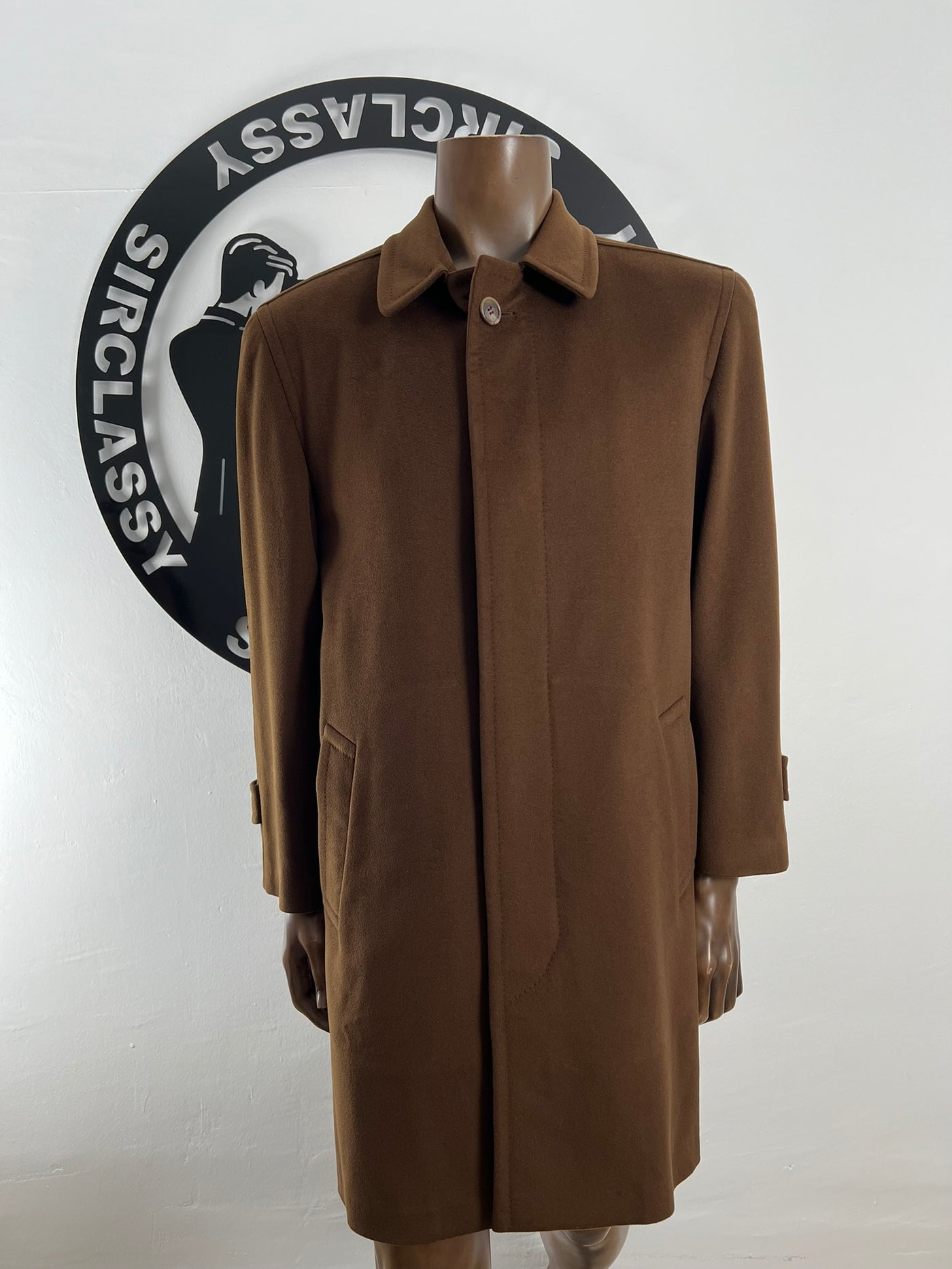 Abrigo Corneliani (XL)