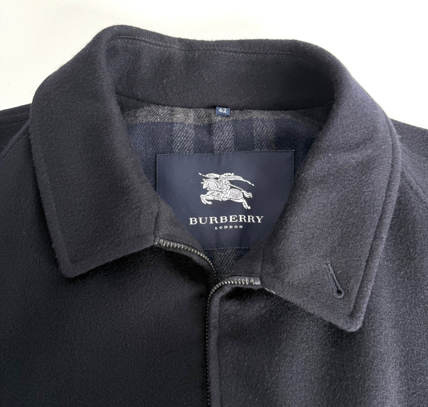 Abrigo Burberry (XXL)