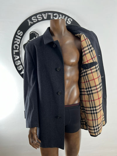 Abrigo Burberry (XL)