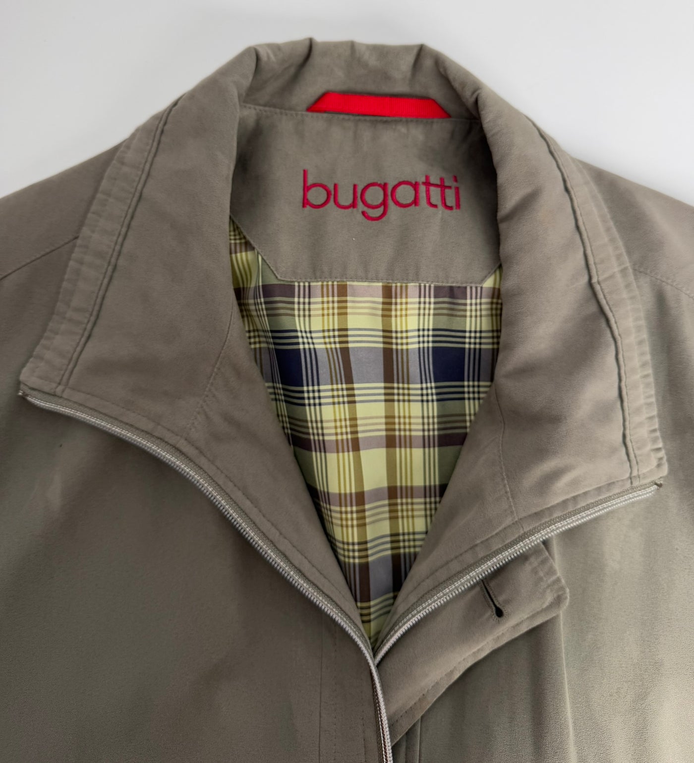 Cazadora Bugatti (L)
