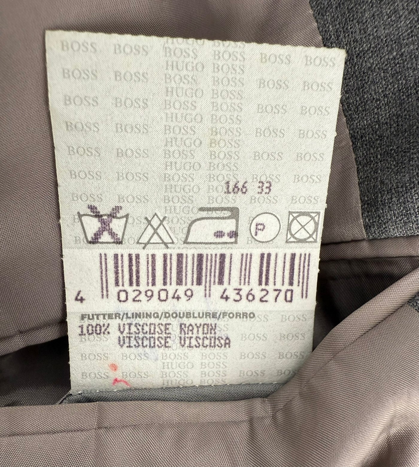 Traje Hugo Boss (M)