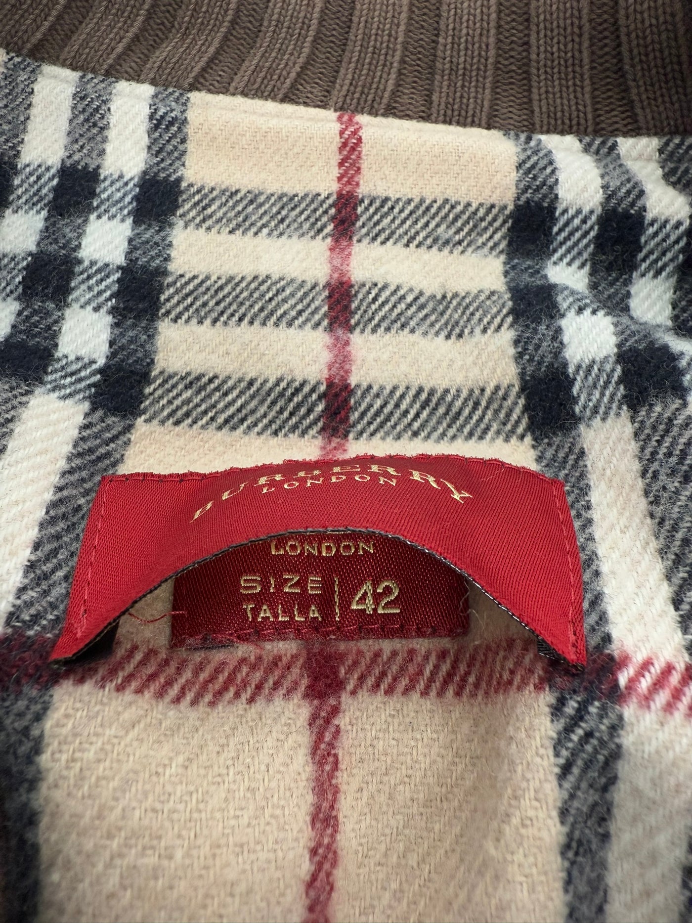 Abrigo Burberry (M)