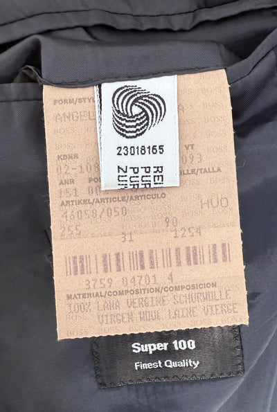 Traje Hugo Boss (M)