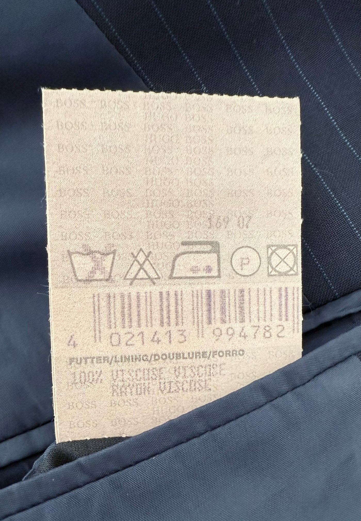 Traje Hugo Boss (M)