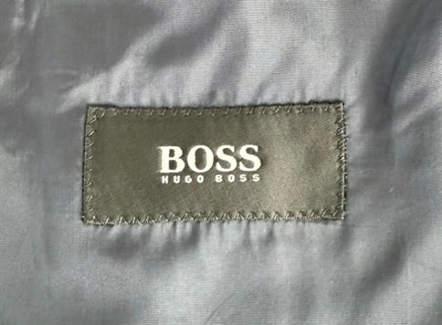 Traje Hugo Boss (M)