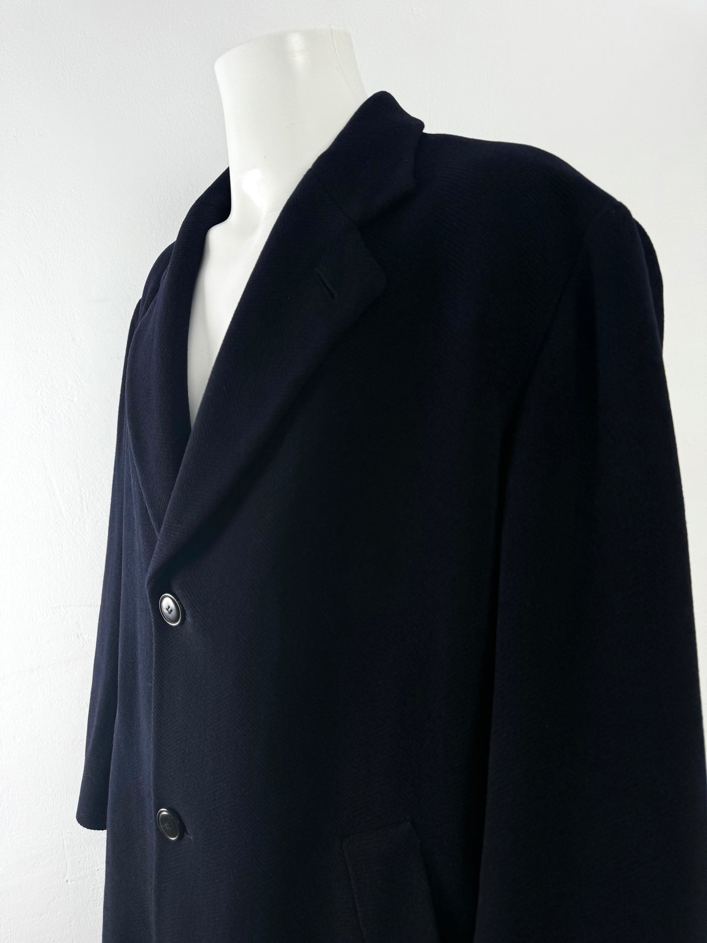 Abrigo Hugo Boss (XL)