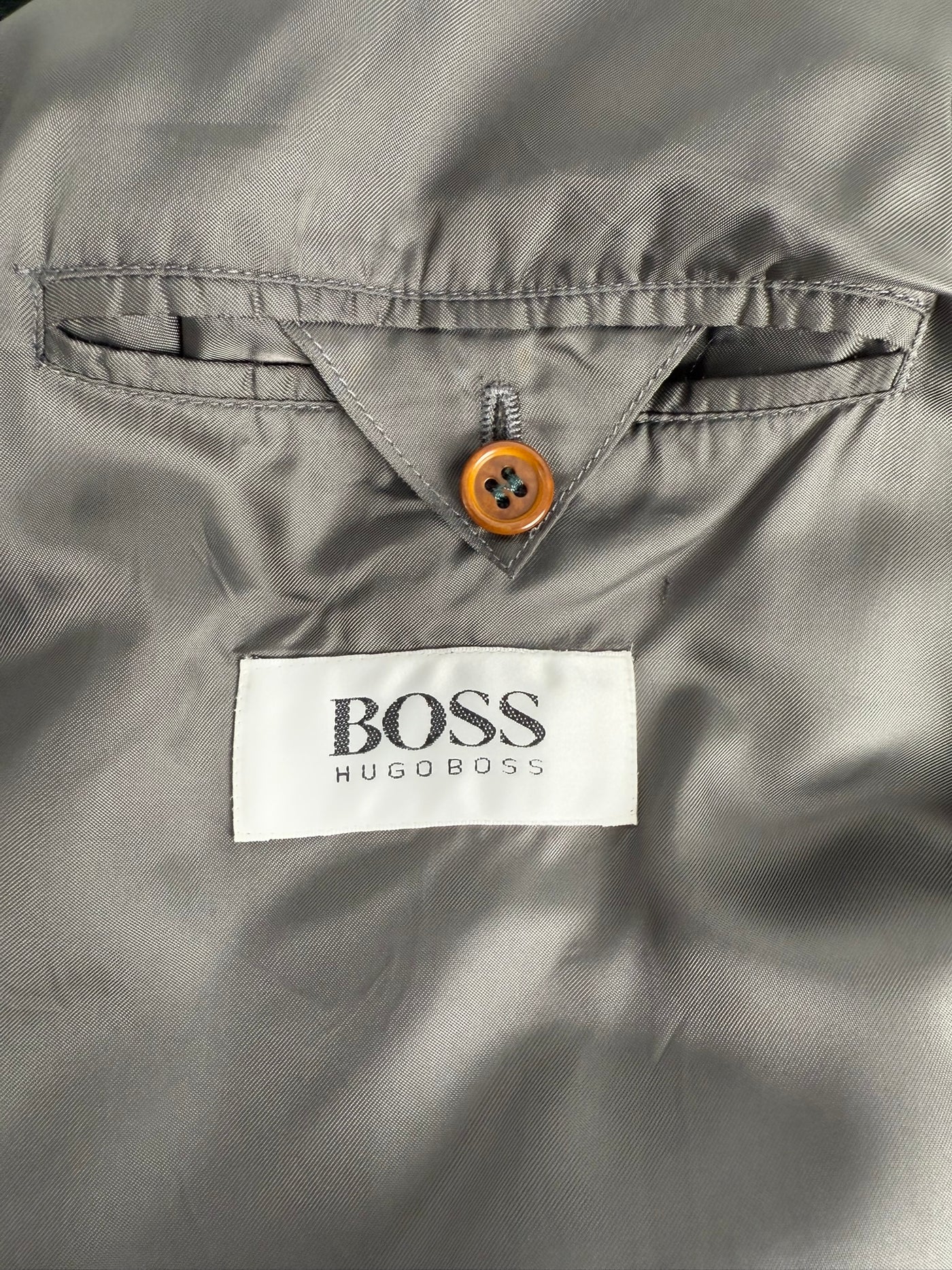 Abrigo Hugo Boss (XL)