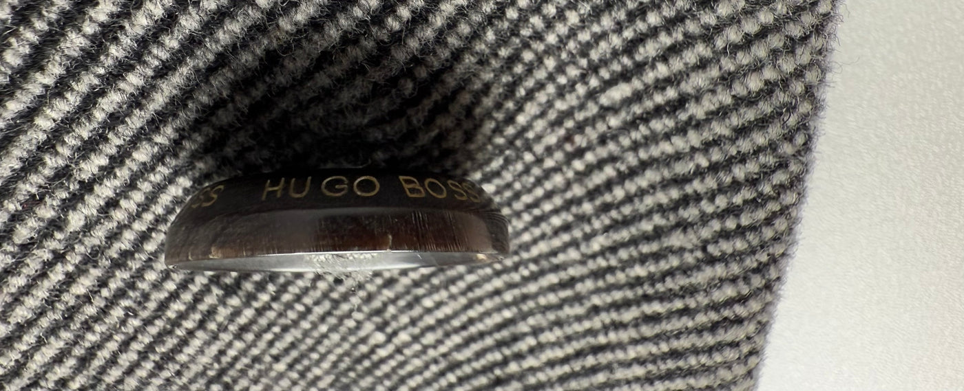 Abrigo Hugo Boss (XL)