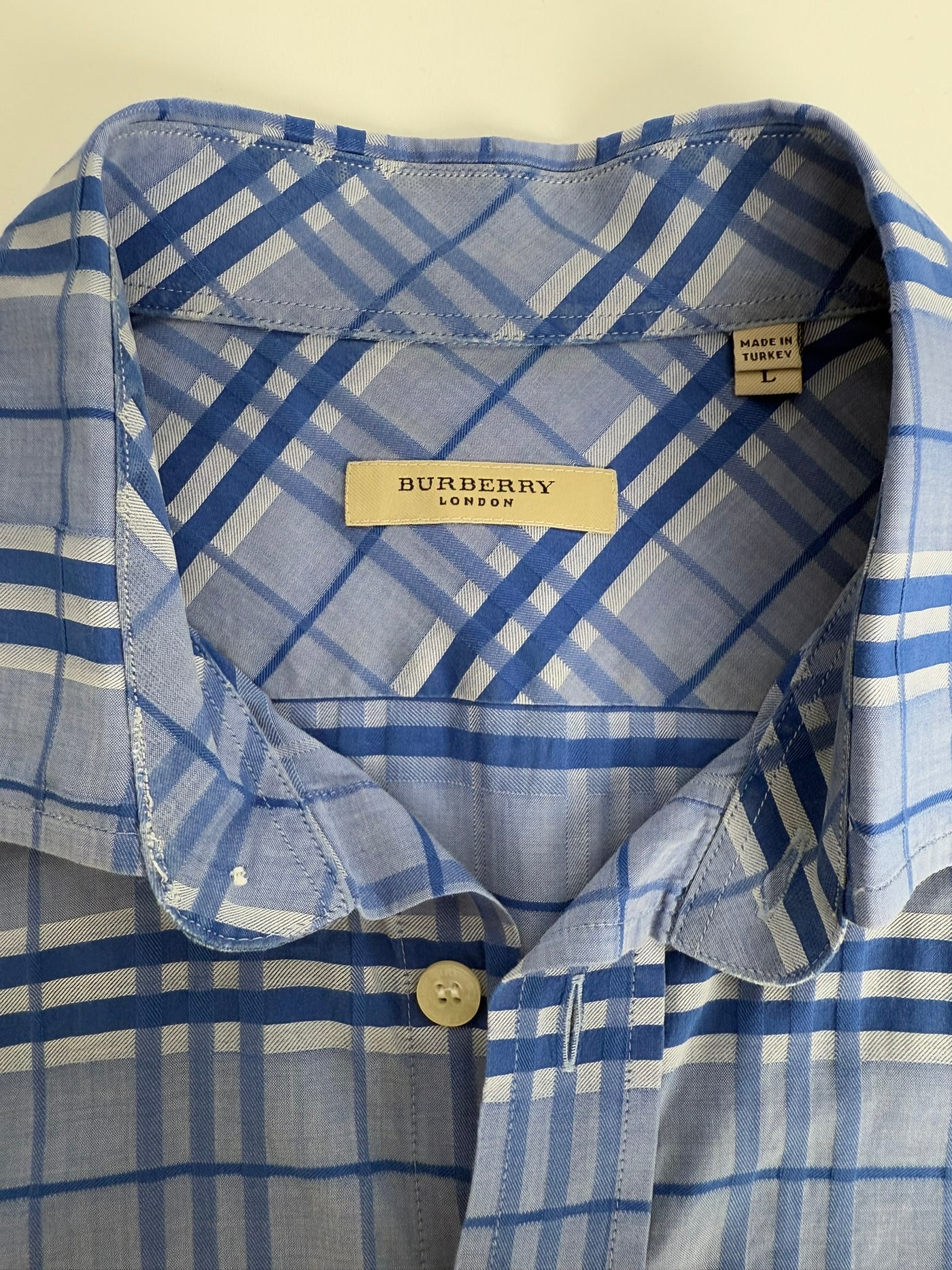 Camisa Burberry (L)