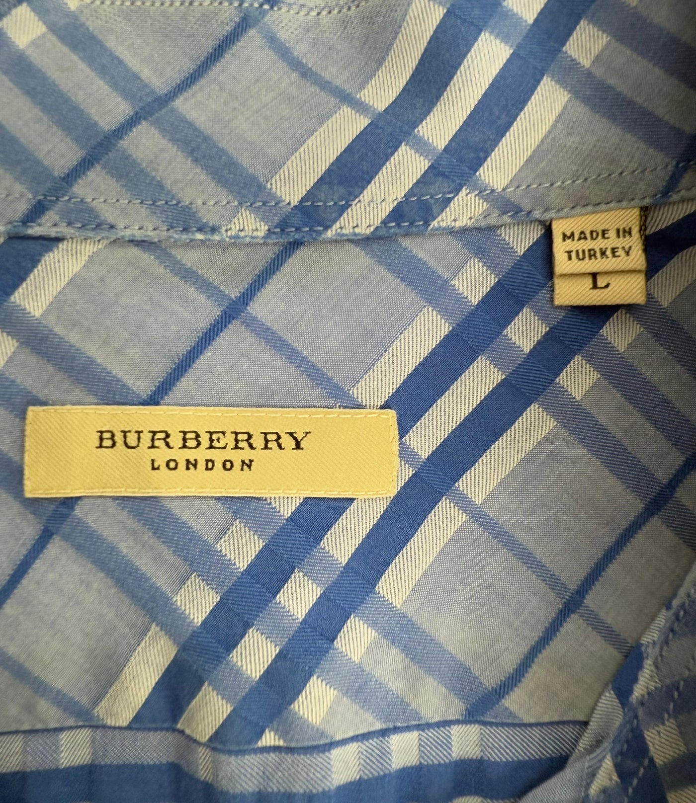 Camisa Burberry (L)