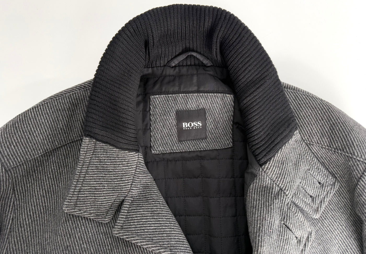 Abrigo Hugo Boss (M)