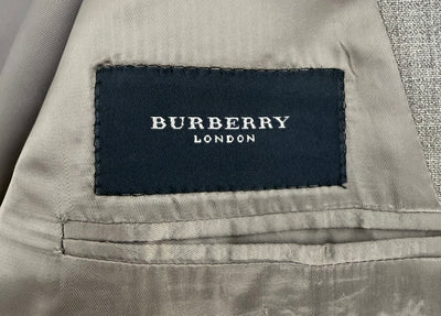 Traje Burberry (XXL)