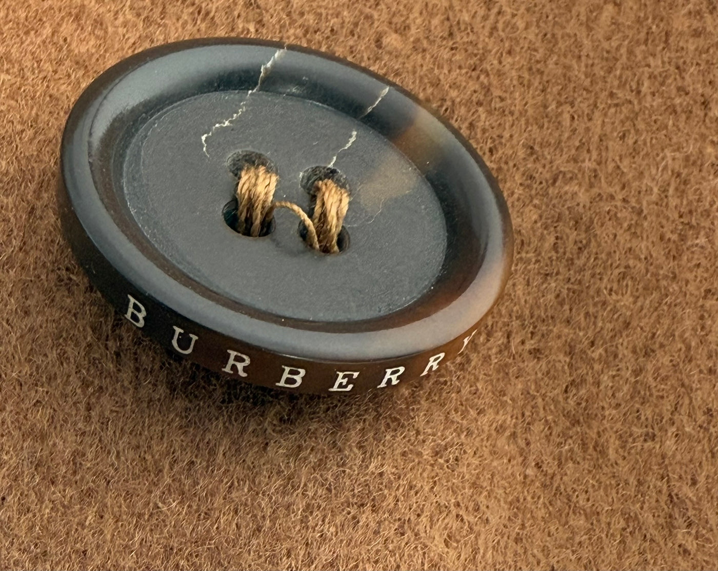 Abrigo Burberry (XL)