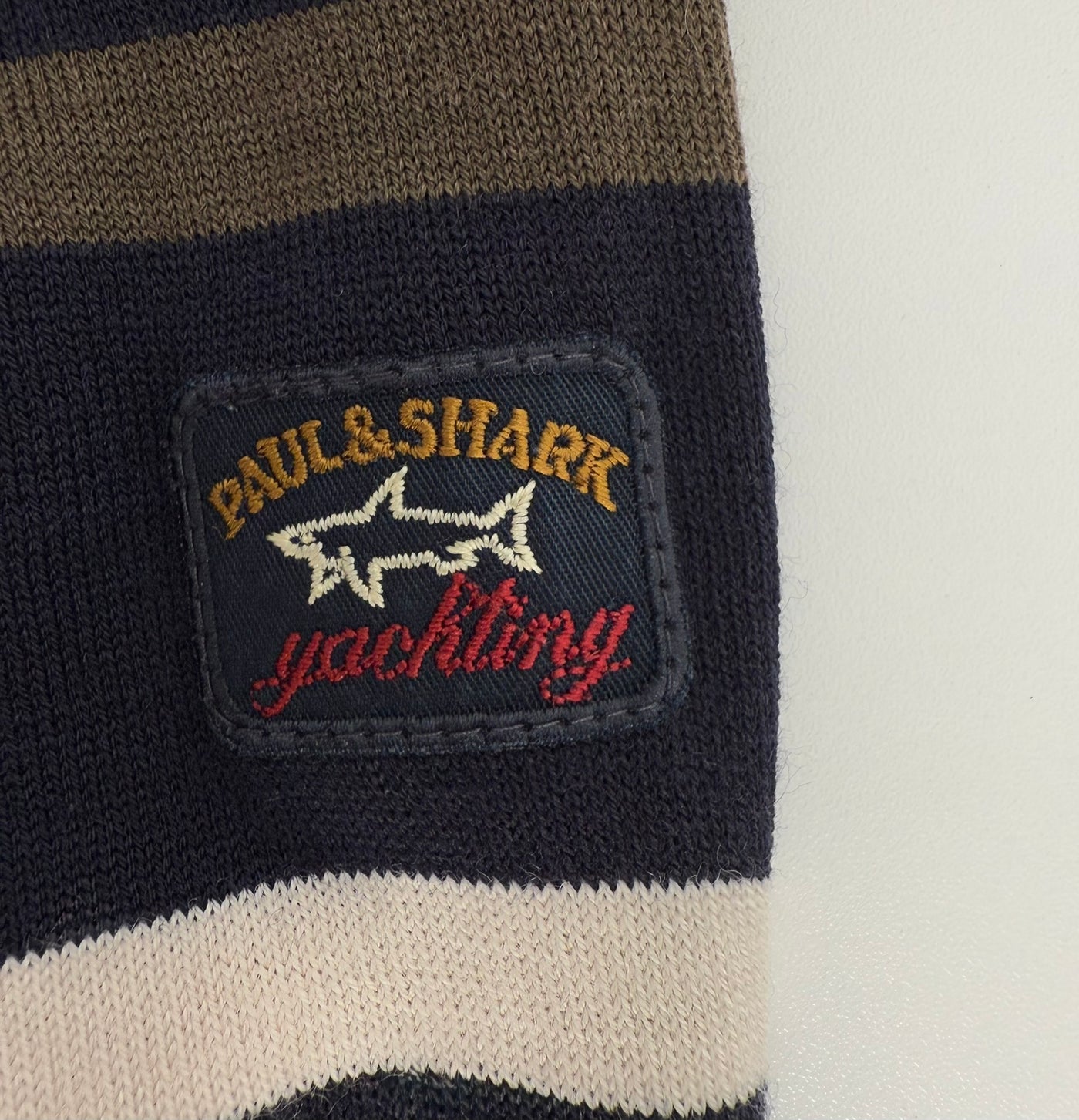 Jersey Paul Shark (L)