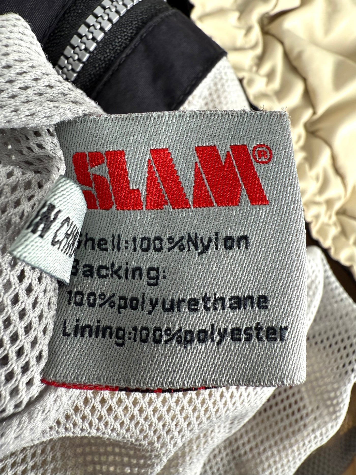 Abrigo Slam (XL)