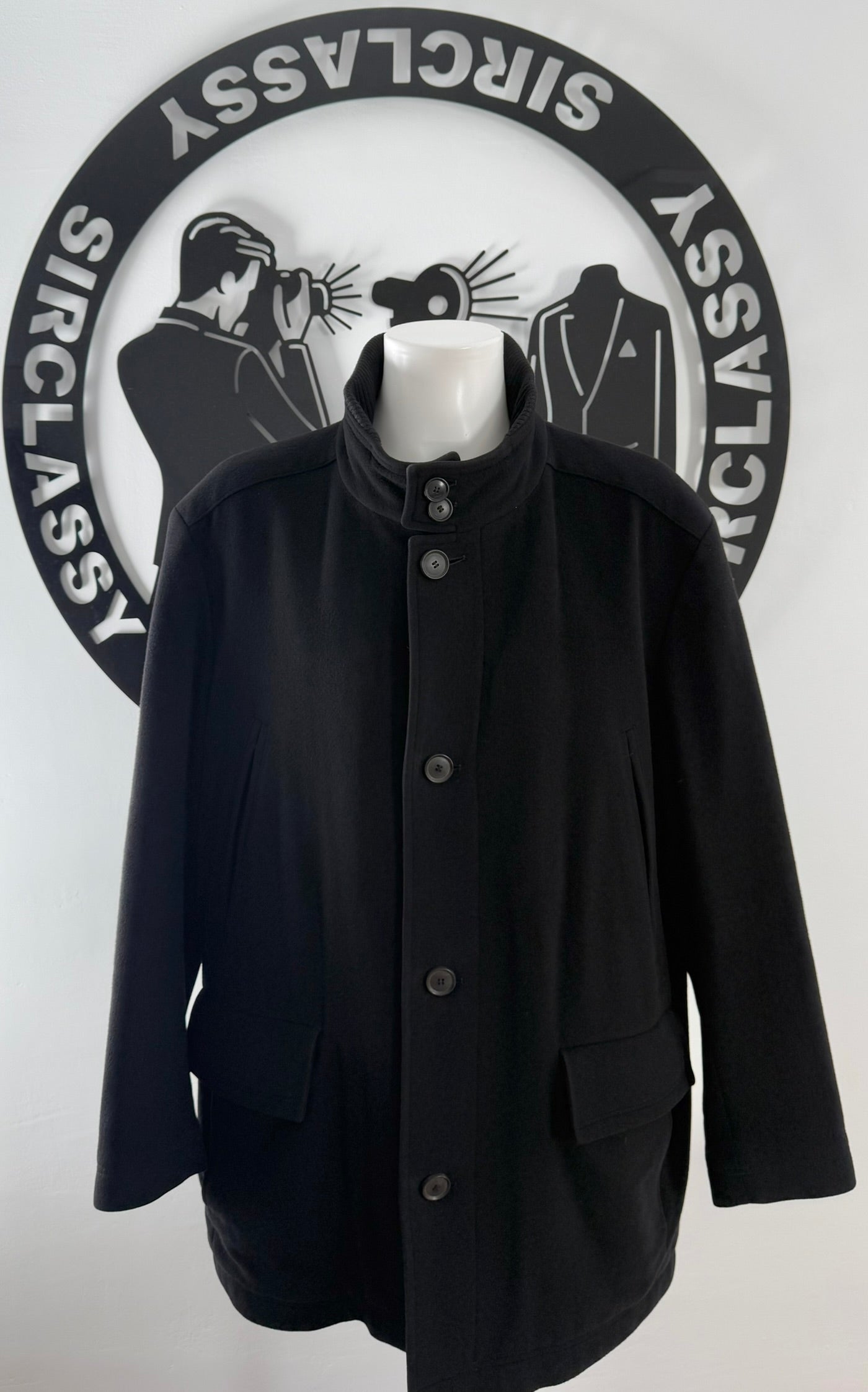 Abrigo Hugo Boss (XXL)