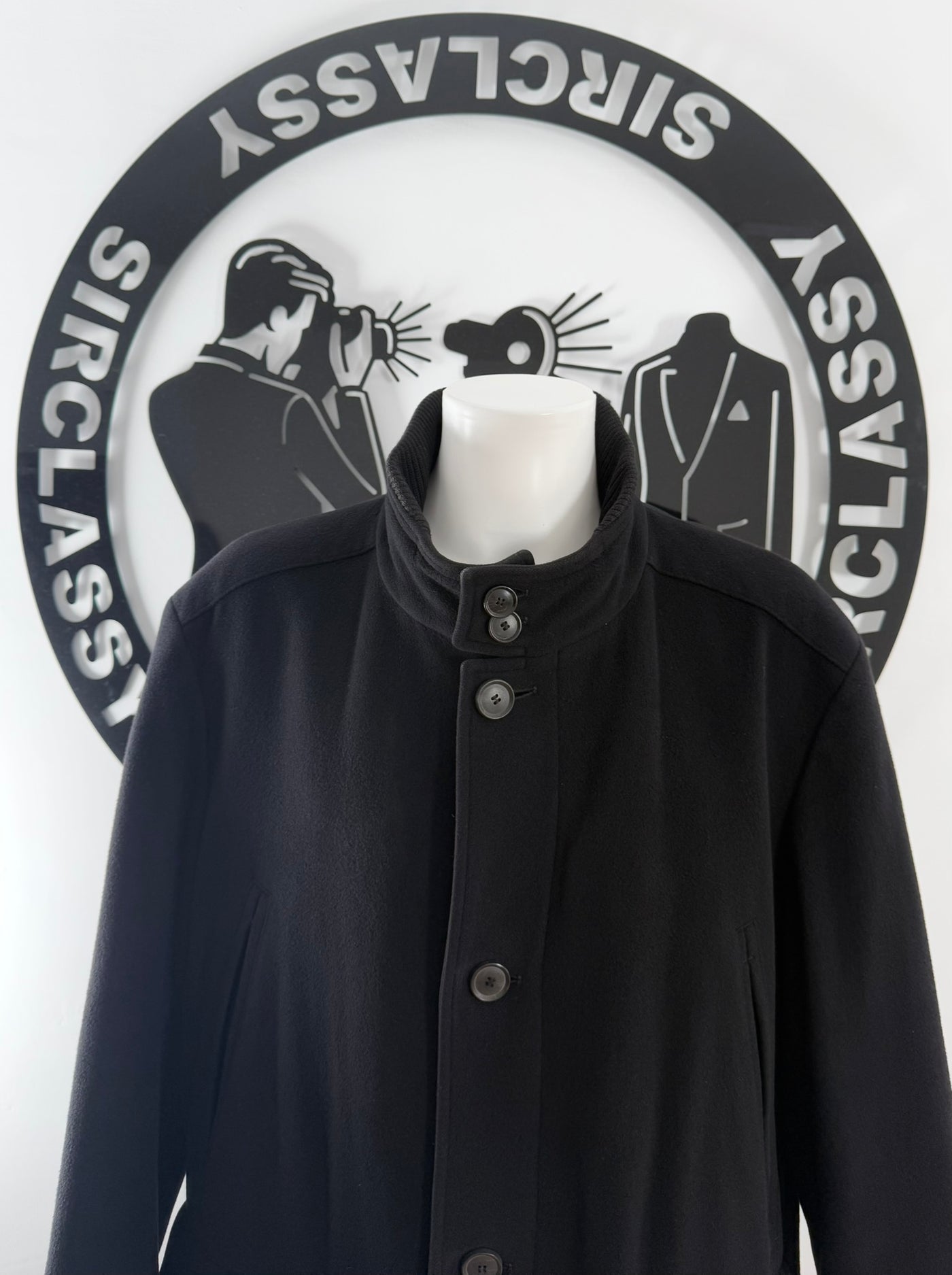 Abrigo Hugo Boss (XXL)