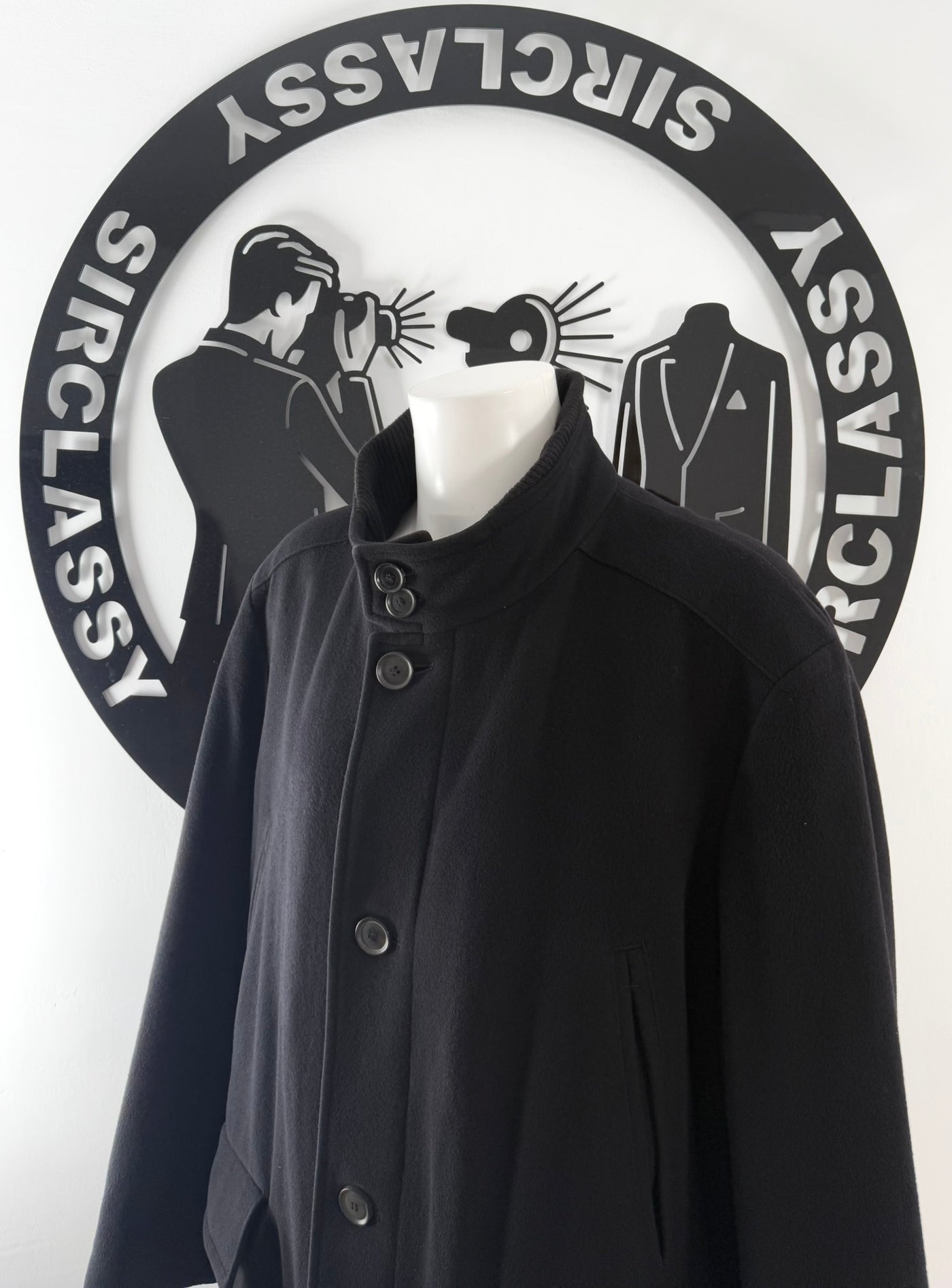 Abrigo Hugo Boss (XXL)