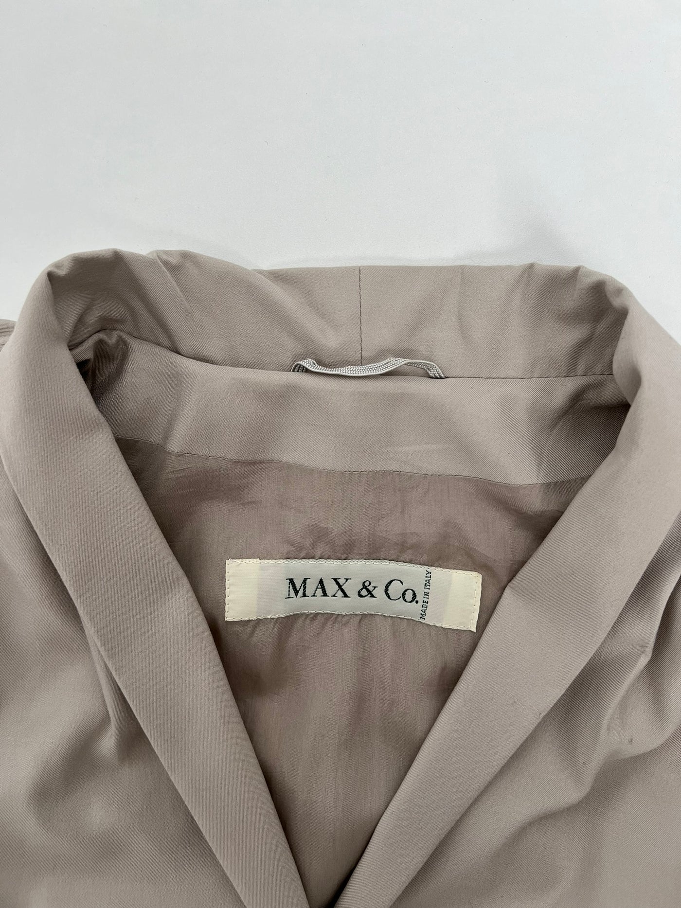 Gabardina Max Mara (XL)